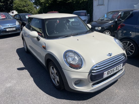 2015 15 Mini Cooper Hatchback
